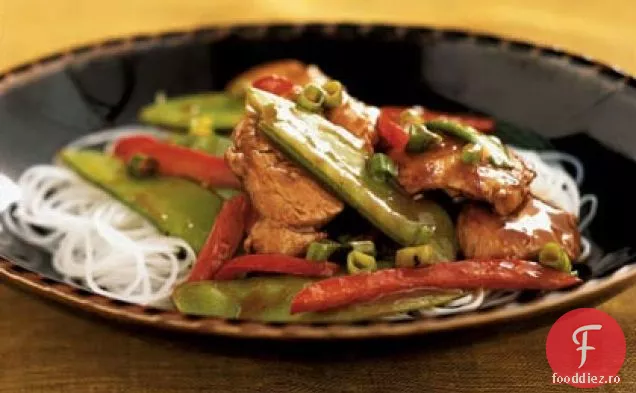 Carne de porc Hoisin și mazăre de zăpadă