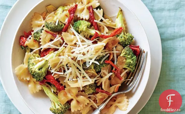 Paste de roșii și Broccoli uscate la soare