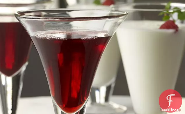 Pentru a face un Cocktail excelent Cherry Bounce