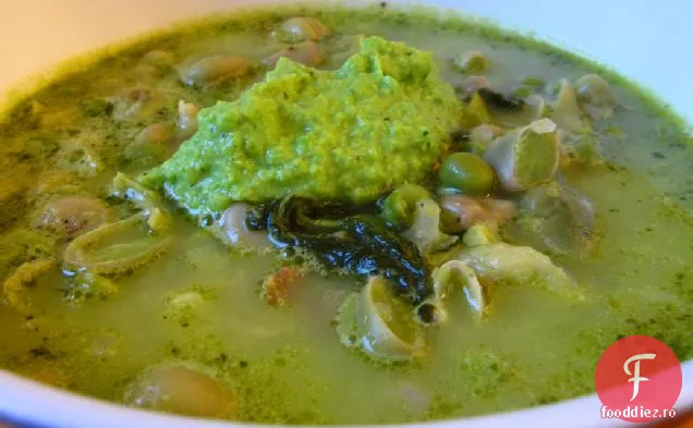 Minestrone De Primăvară Târzie Cu Pistou De Mazăre Verde