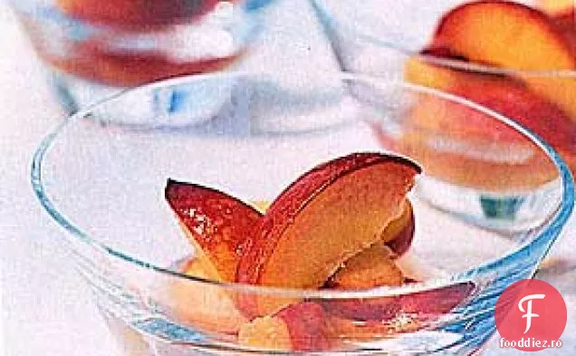 Piersici în sirop de ghimbir
