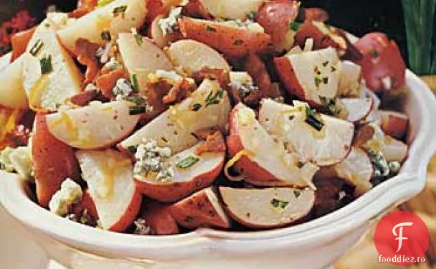 Salată de cartofi și brânză albastră
