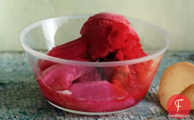 Rubarbă prăjită cu apă de trandafiri și Sorbet de căpșuni