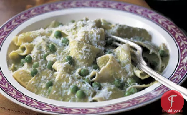Pappardelle Cu Mazăre Și Parmezan