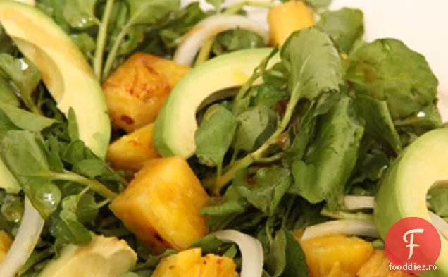 Salată cubaneză de Avocado, Năsturel și ananas (Ensalada de Aguacate, Berro, y pi Peculosa)