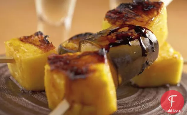 Ananas și banane la grătar cu glazură de limonadă