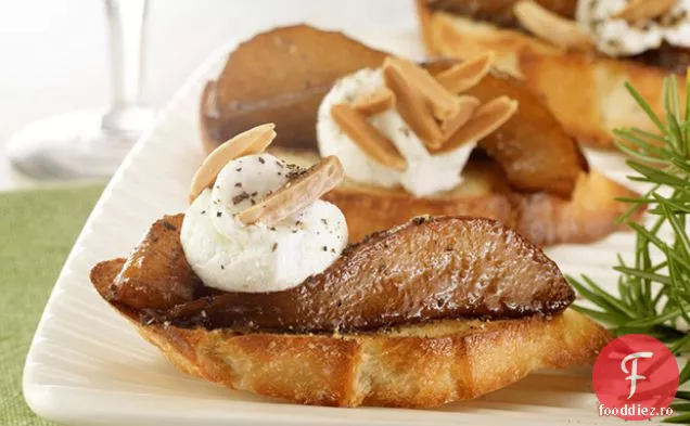 Crostini cu pere și brânză de capră glazurate Balsamic