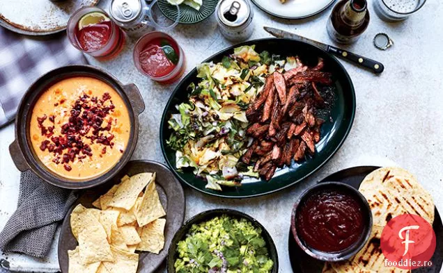 Fajitas cu friptură de fustă cu varză la grătar și Scallions