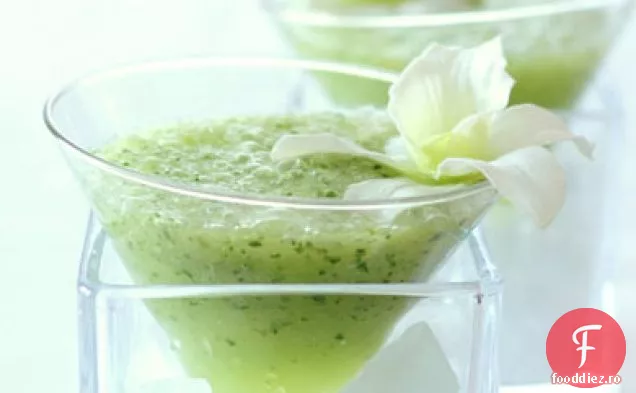 Castravete Sake-Tini