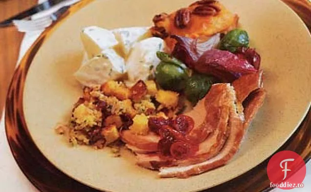 Umplutură de pâine cu porumb și slănină