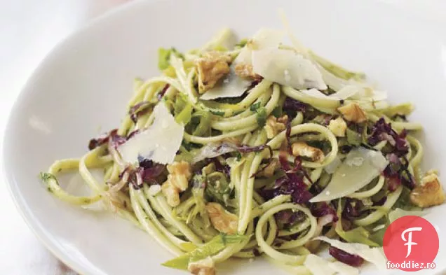 Linguine Cu Praz, Radicchio Și Pesto De Nuci