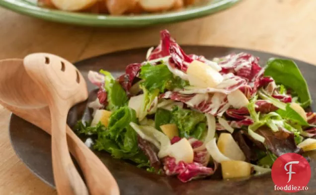 Salată De Radicchio, Fenicul Și Pere