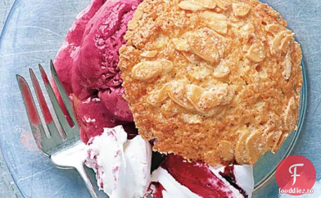 Shortcakes de portocale-migdale cu Parfait de afine