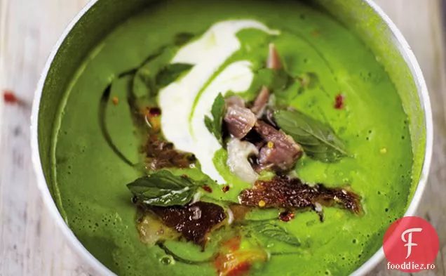 Supă de mazăre verde și șuncă
