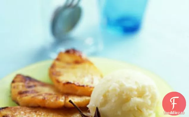 Ananas prăjit cu Sorbet de ananas anason stelat