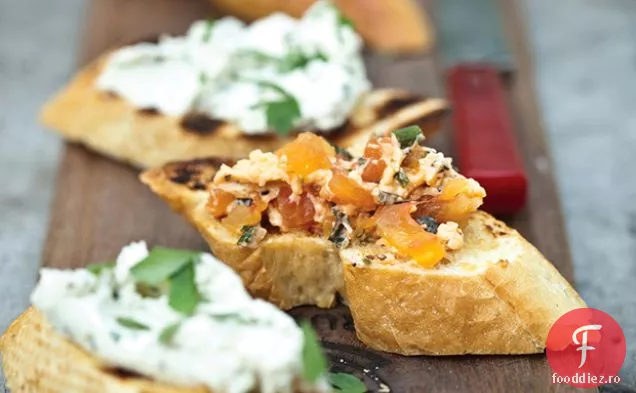 Unt De Busuioc De Roșii De Vară Afumate