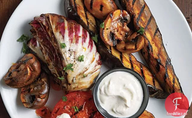 Legume la grătar cu sos de iaurt-Tahini