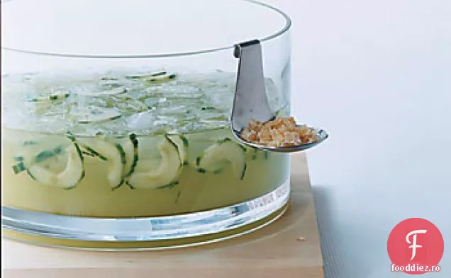 Castraveți, ghimbir și sangria de Sake