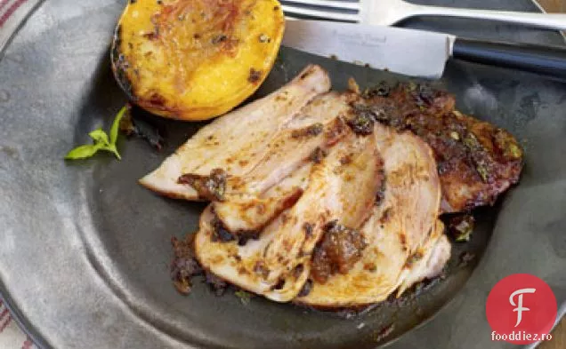 Carne de porc glazurată cu coriandru și usturoi