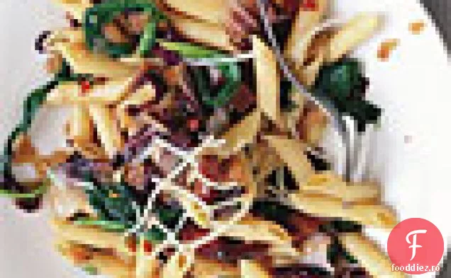 Penne cu Radicchio, spanac și slănină