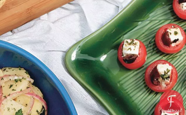 Roșii Cherry umplute cu feta marinată