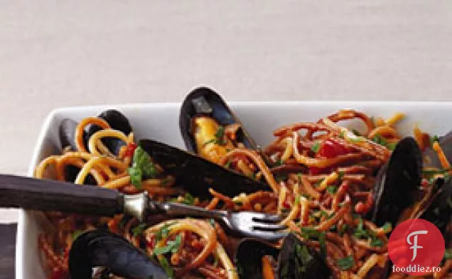 Fideos cu midii