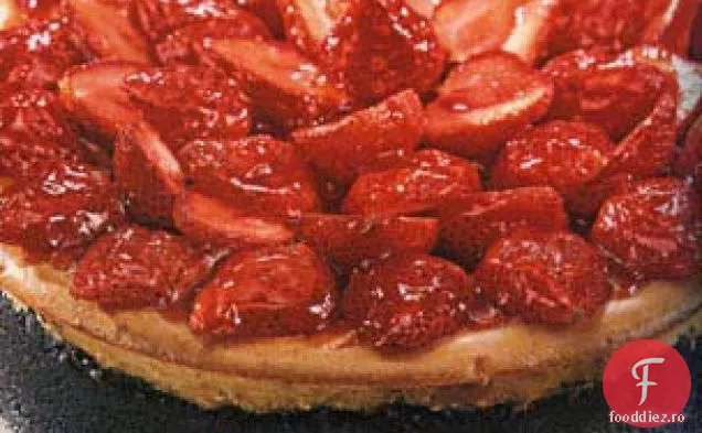 Cheesecake cu ciocolată albă și căpșuni