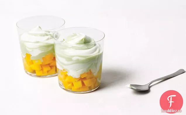 Iaurt și Matcha Swirl cu Mango