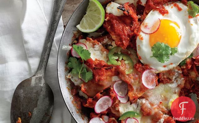 Chilaquiles cu ouă prăjite