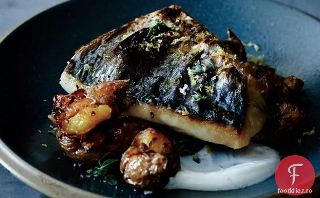 Macrou cu cartofi zdrobiți și Oregano