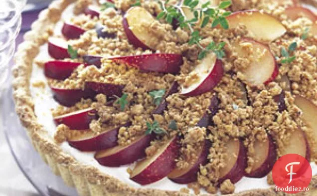 Tarta de prune cu branza de capra si Streusel de nuc-cimbru