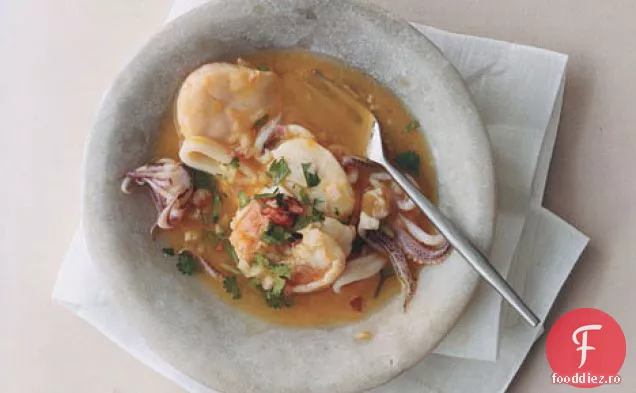 Scallop, creveți și calmar