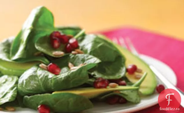Salată De Spanac Cu Rodie Și Avocado