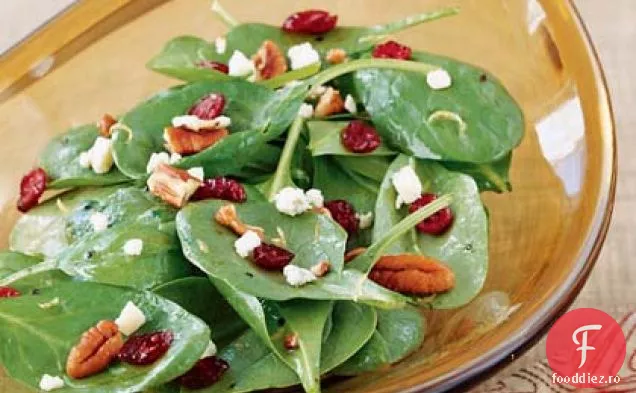 Salată de spanac de afine cu Gorgonzola