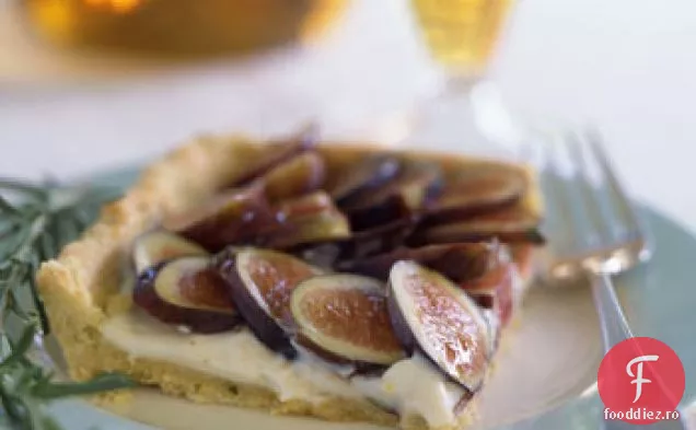 Tartă proaspătă de smochine cu crustă de porumb de rozmarin și cremă de Mascarpone de lămâie