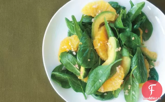 Salată Asiatică De Spanac Cu Portocale Și Avocado