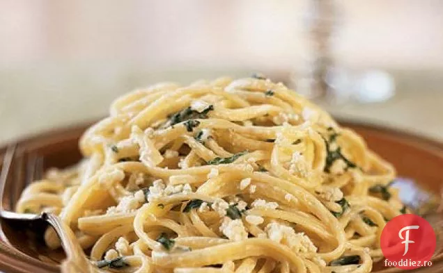 Linguine și spanac cu sos Gorgonzola