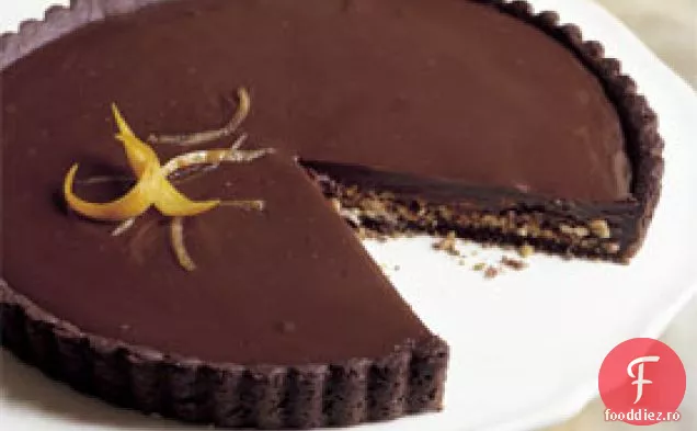 Tarta de ciocolata neagra si portocala cu migdale prajite