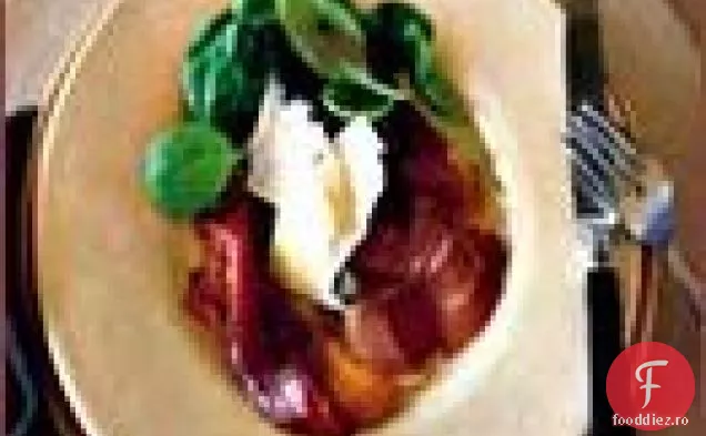 Salată de spanac cu Prosciutto, Portobellos și fondue de brânză
