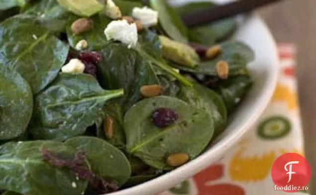 Salata de spanac Sassa