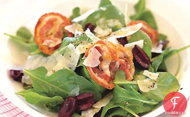 Salată de rucola cu măsline, Pancetta și așchii de parmezan