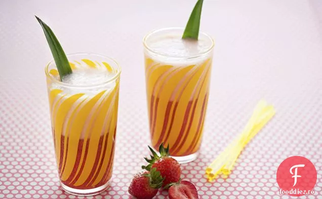 Sifon De Ananas Cu Căpșuni