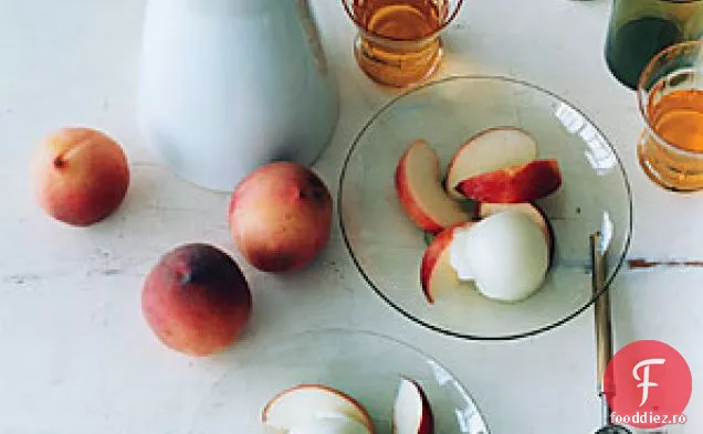 Sorbet de vin cu gheață cu piersici albe