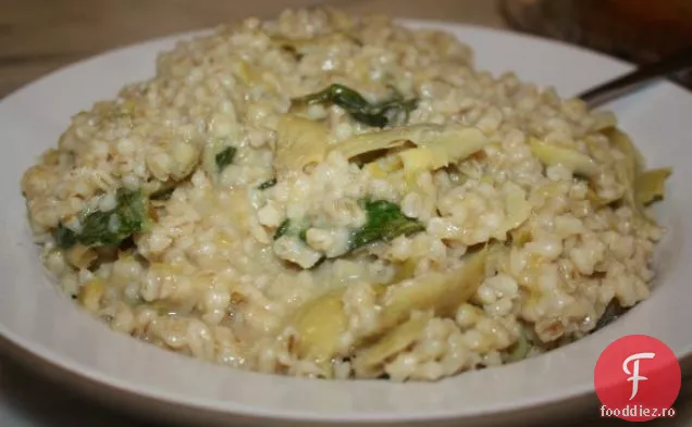 Risotto De Orz De Anghinare Și Spanac