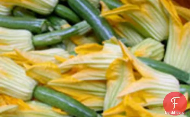 Gătit din Glossies: dovlecel Blossom Frittata