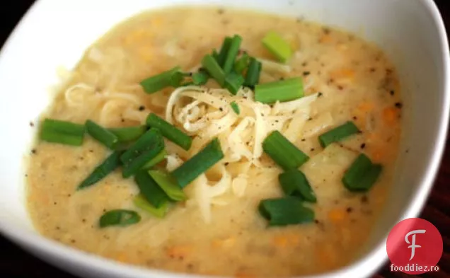 Cina in seara asta: Chowder de porumb cu Cheddar