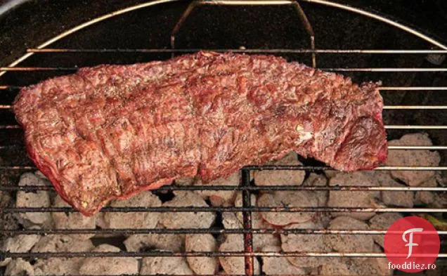 Carne Cu Clapă La Grătar Frecată Cu Condimente (Vârf De Mușchi)