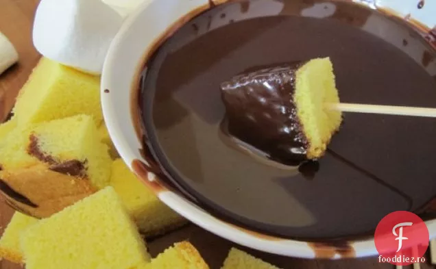 Fondue De Ciocolată Bourbon
