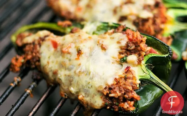 Ardei Poblano Umpluți Cu Chorizo La Grătar