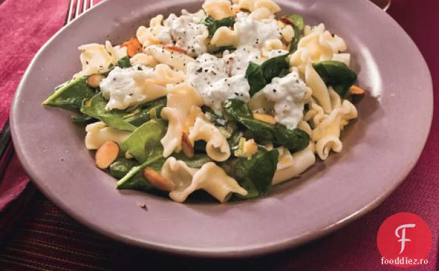 Paste Campanelle Cu Brânză Burrata Și Spanac
